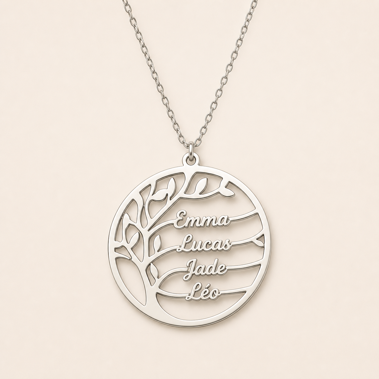 Collier Arbre de Vie personnalisé avec quatre prénoms en acier inoxydable