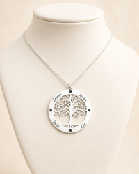 Thumbnail for Collier Arbre de Vie personnalisable présenté en vue portée